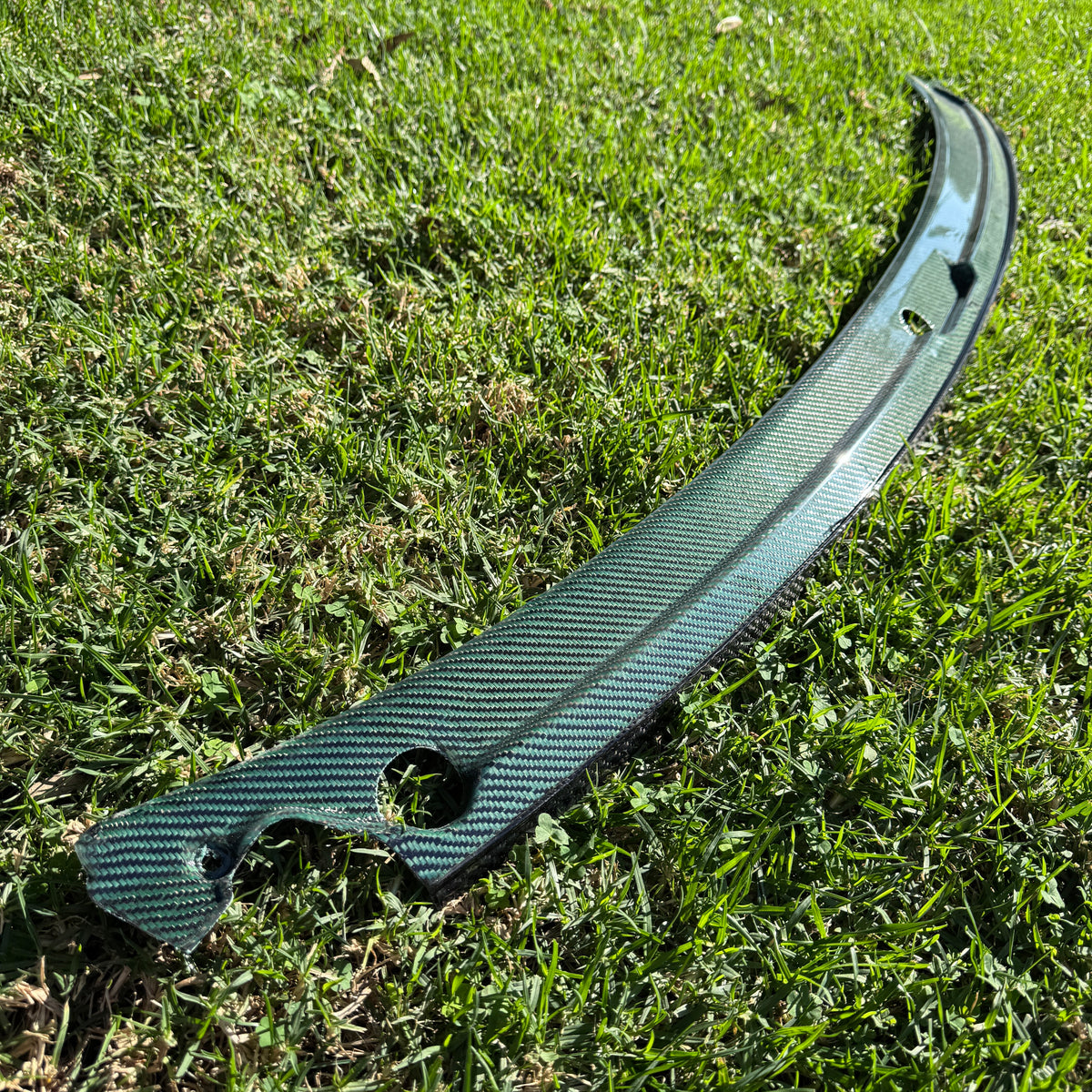 Corrado RHD One Piece Windshield Trim Carbon/Kevlar