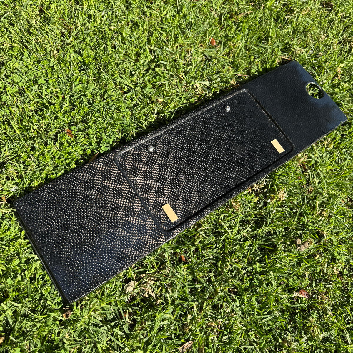 Corrado Carbon Fiber US Plate Holder Labyrinth Weave
