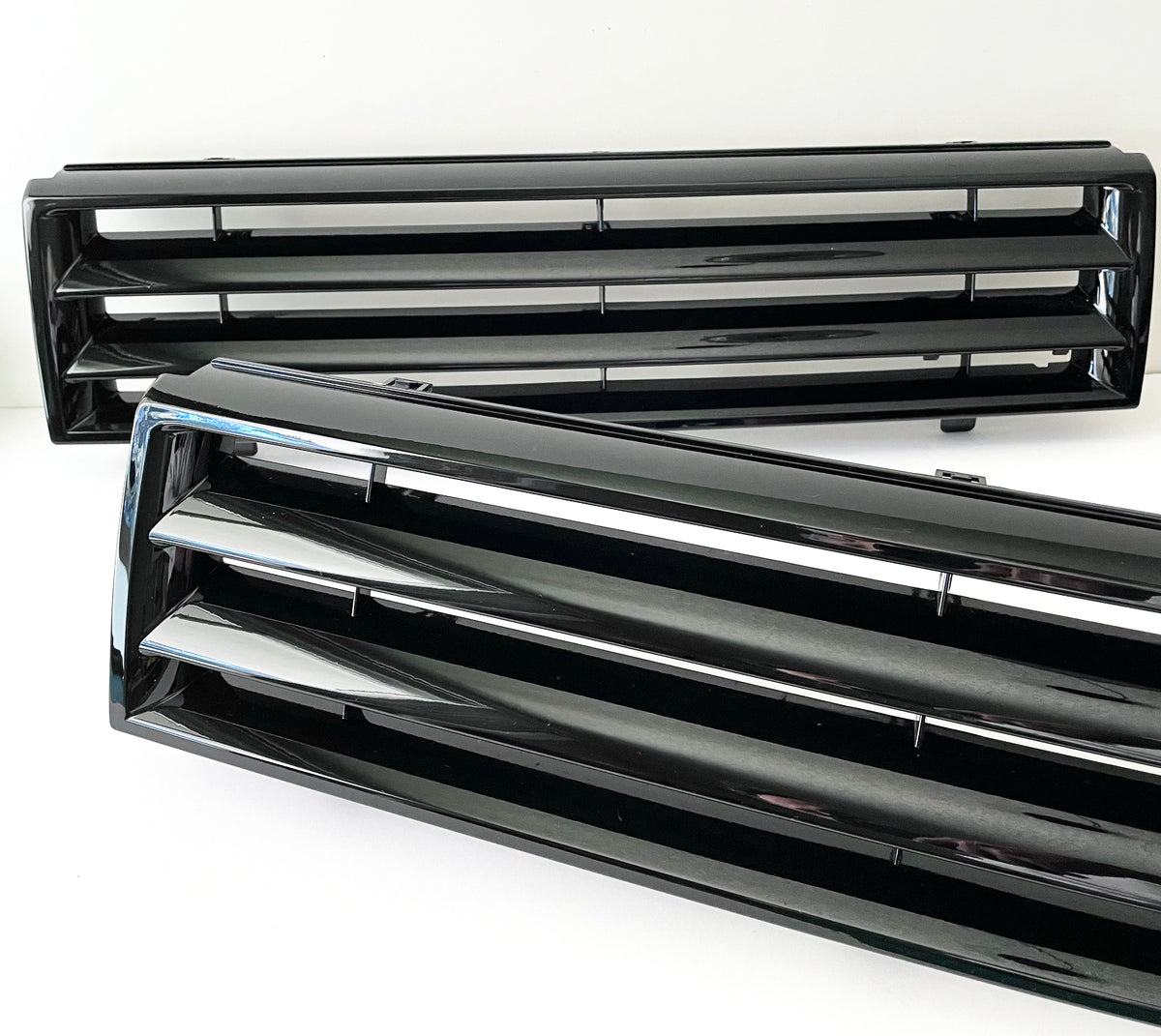 Corrado VR6 Badgeless Grill